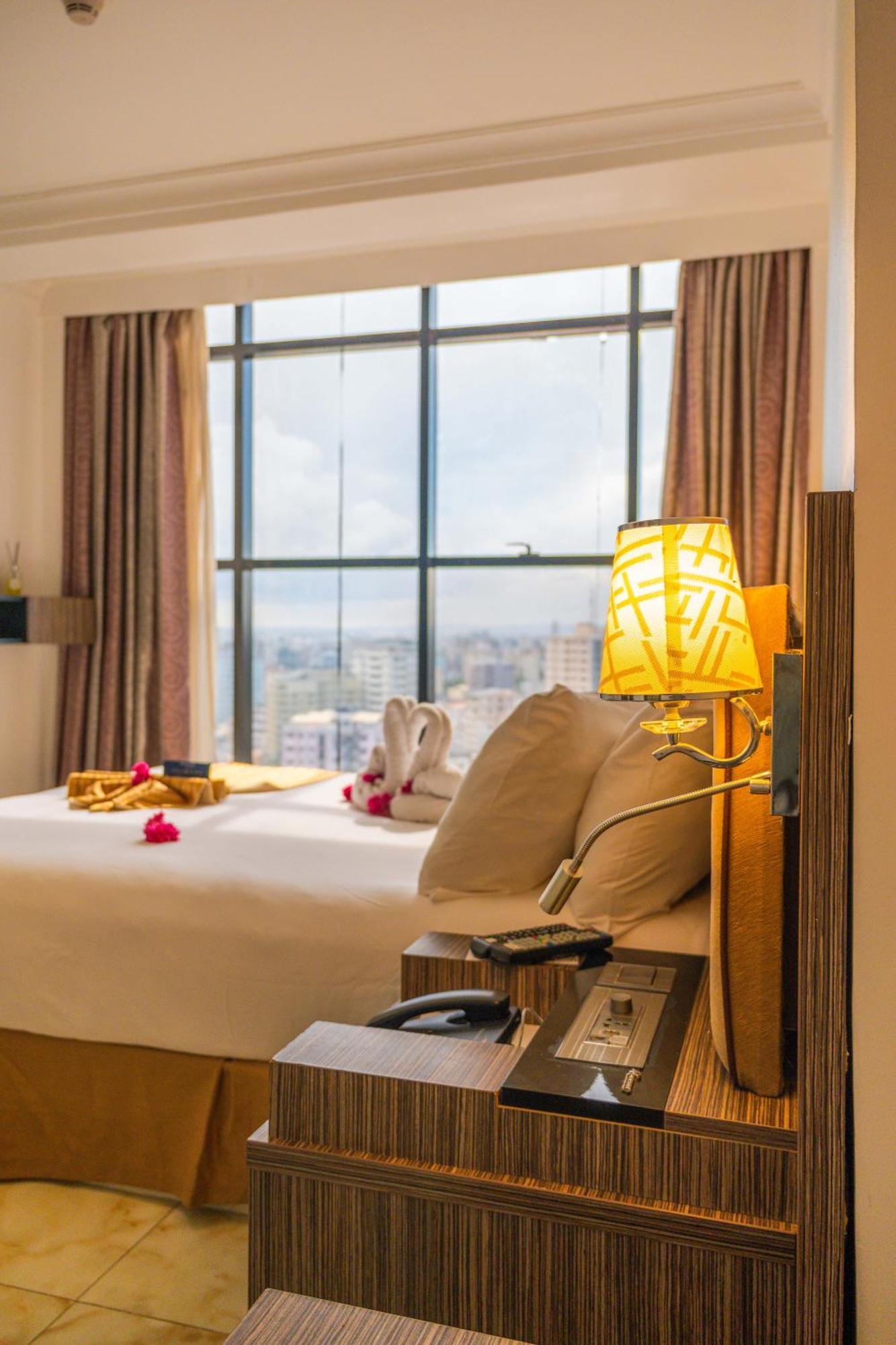 Golden Tulip Dar Es Salaam City Center Hotel Extérieur photo